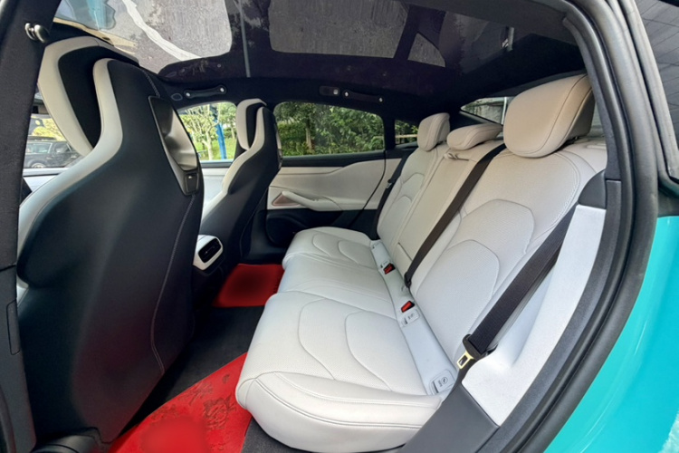 MI SU7 2024 car image #15