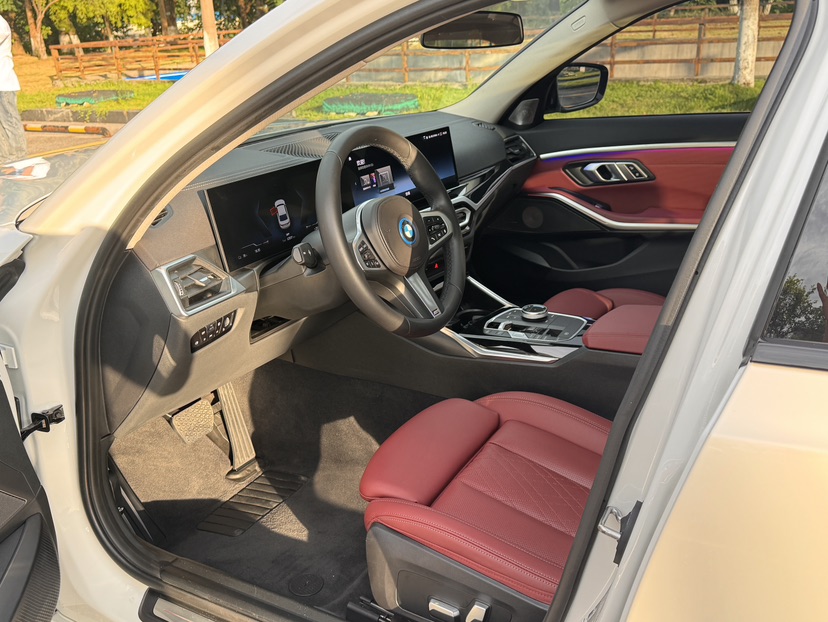 BMW i3 2023 #8 BMW i3 2023 car image #8
