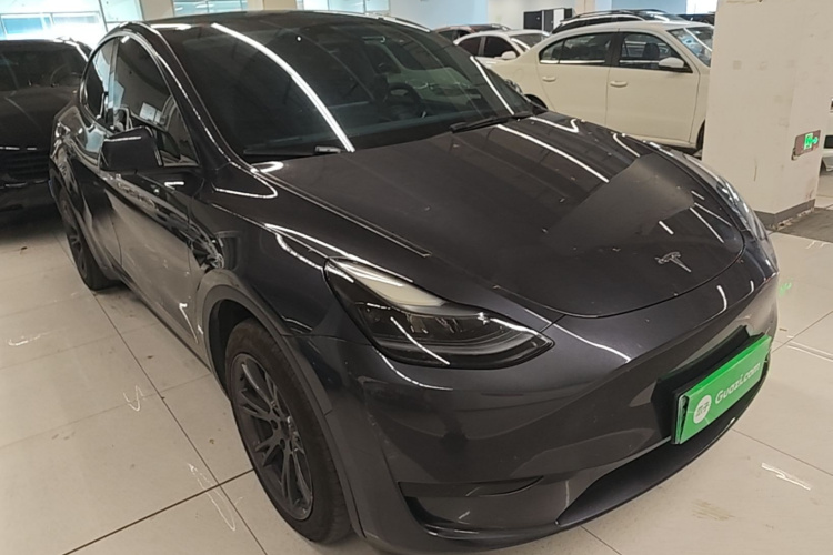 Tesla Model Y 2024 #6 Tesla Model Y 2024 immagine di auto #6