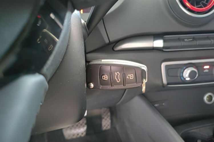 Audi A3 2018 #9 Audi A3 2018 car image #9