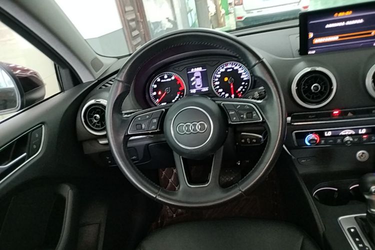 Audi A3 2017 صورة سيارة #11