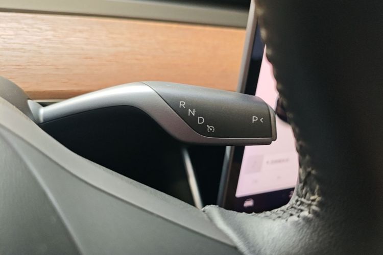 Tesla Model 3 2020 car image #14