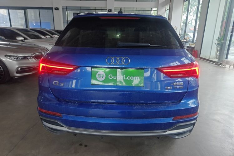 Audi Q3 2020 car image #6