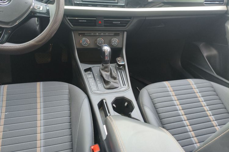 Volkswagen Lavida 2020 car image #14