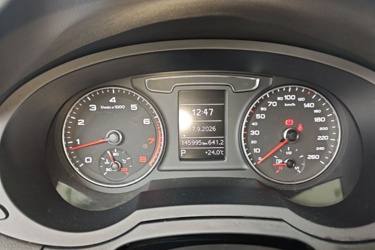 Audi Q3 2016 #12 Audi Q3 2016 car image #12