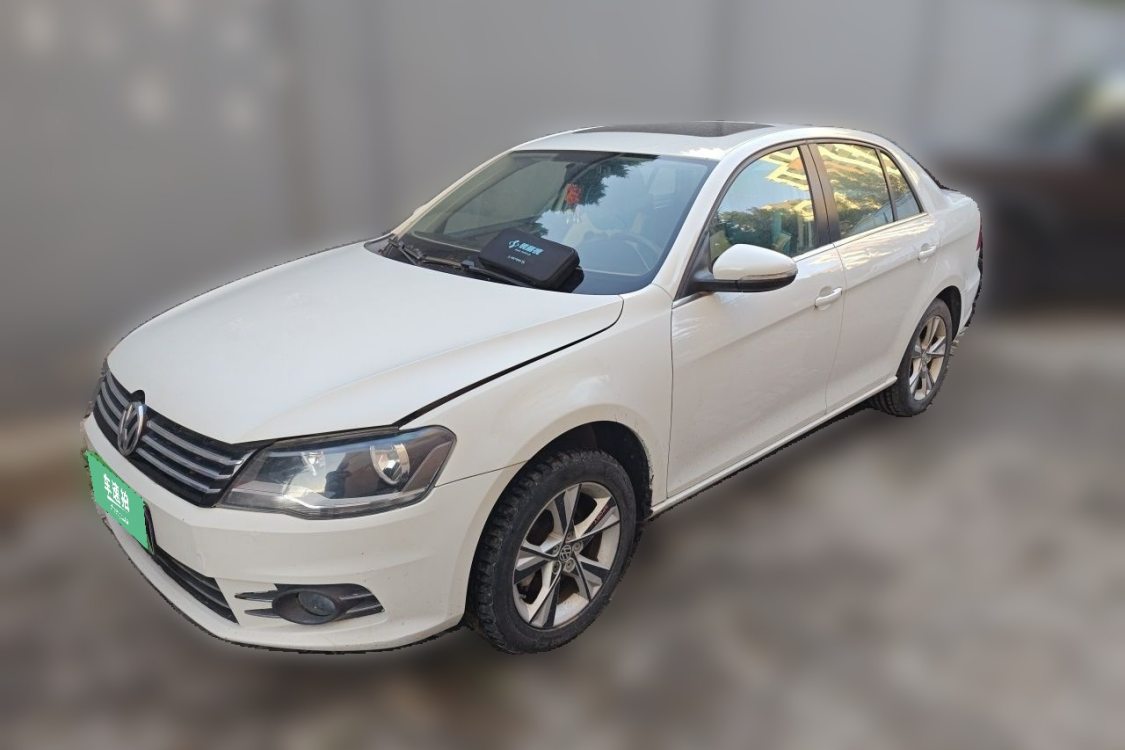Volkswagen Bora 2013 Volkswagen Bora 2013 صورة سيارة