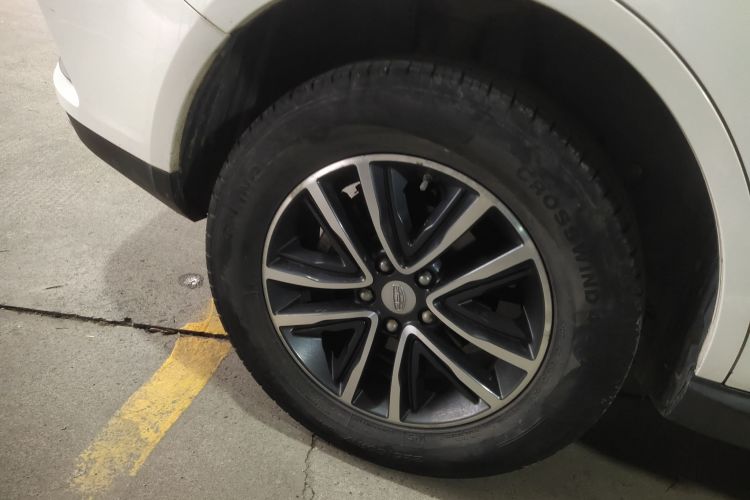 GEELY Vision X6 2019 imagen de coche #5