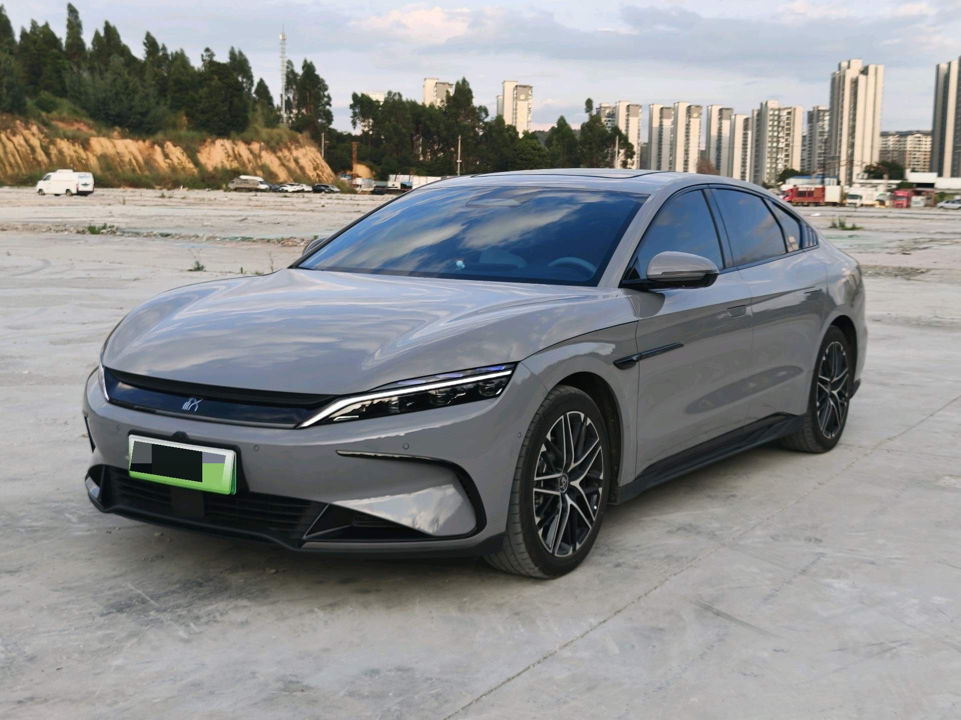 BYD Han 2025 BYD Han 2025 immagine di auto