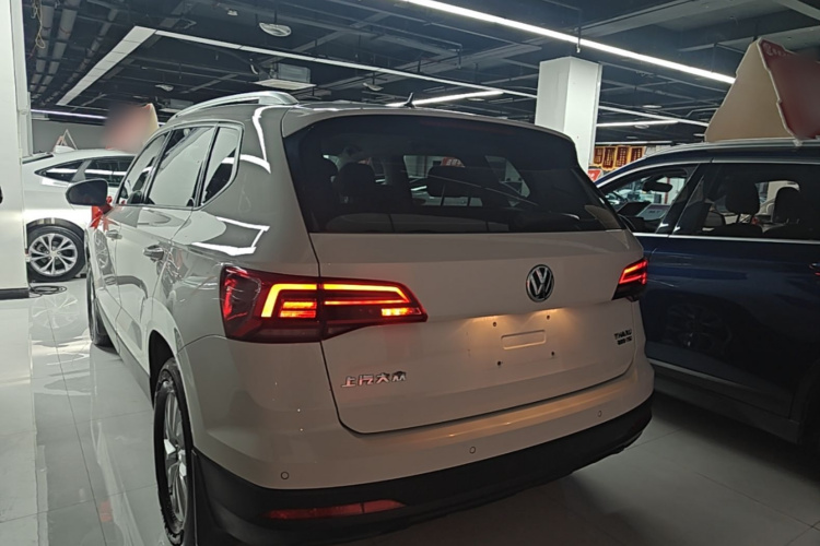 Volkswagen Tharu 2020 immagine di auto #5