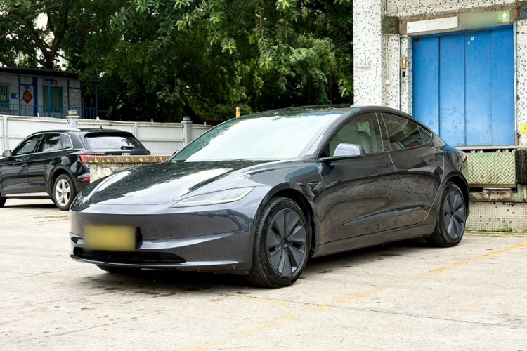Tesla Model 3 2024 #2 Tesla Model 3 2024 car image #2