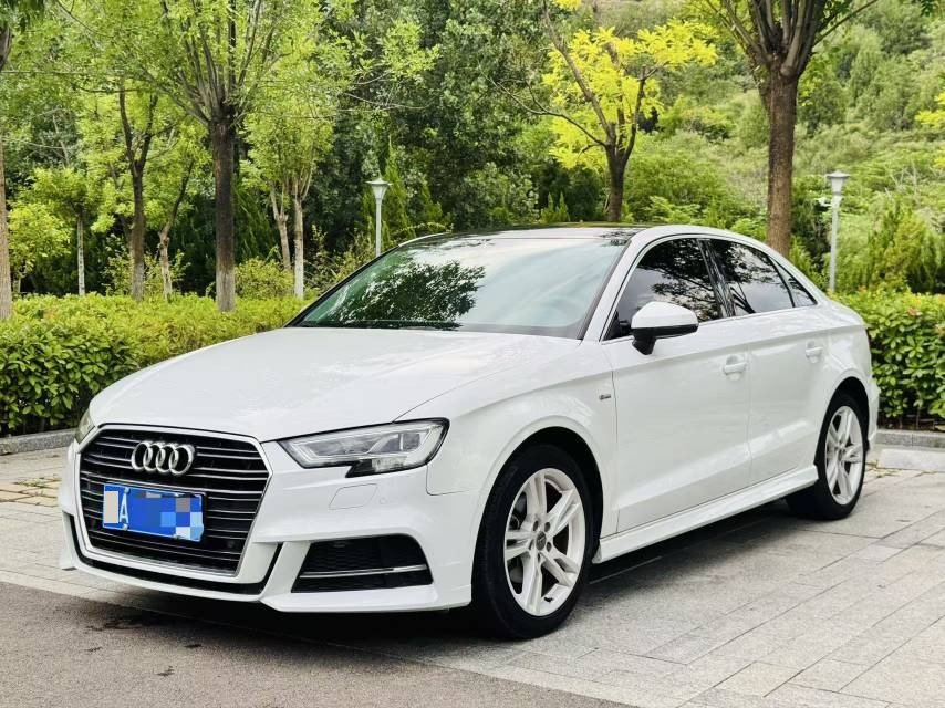 2019 2019 immagine di auto