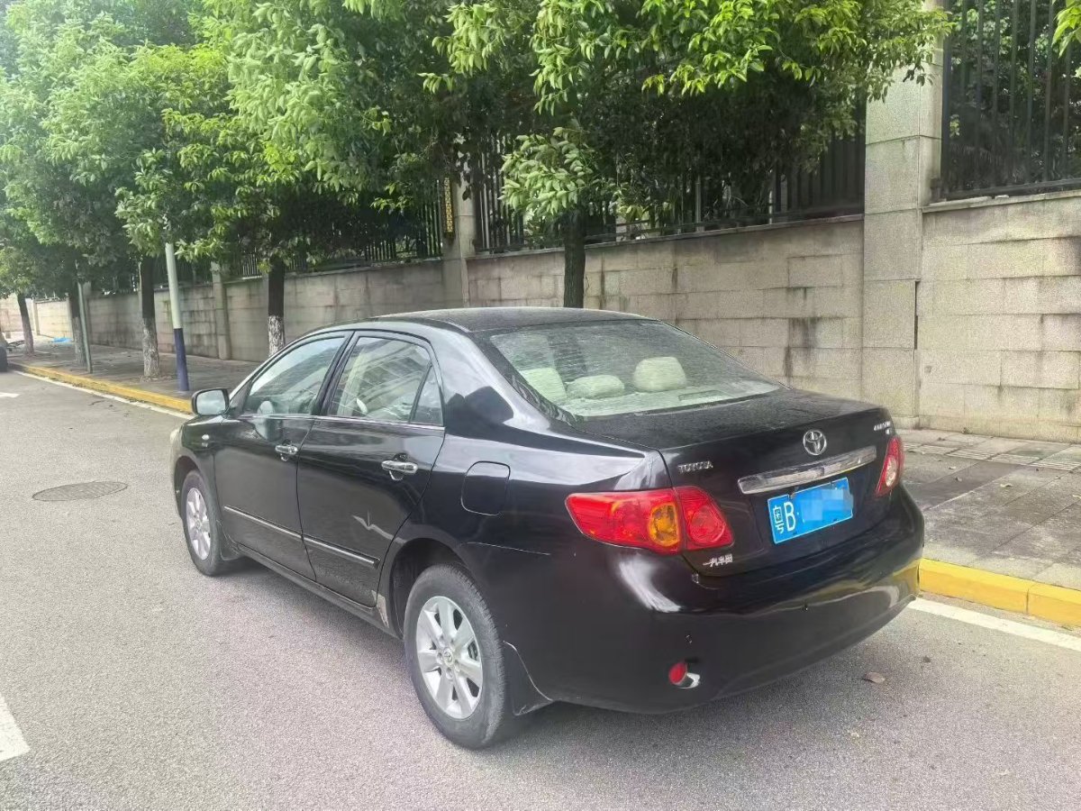 Toyota Corolla 2010 car image #3