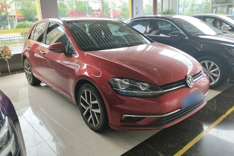 Volkswagen Golf 2020 #4 Volkswagen Golf 2020 car image #4