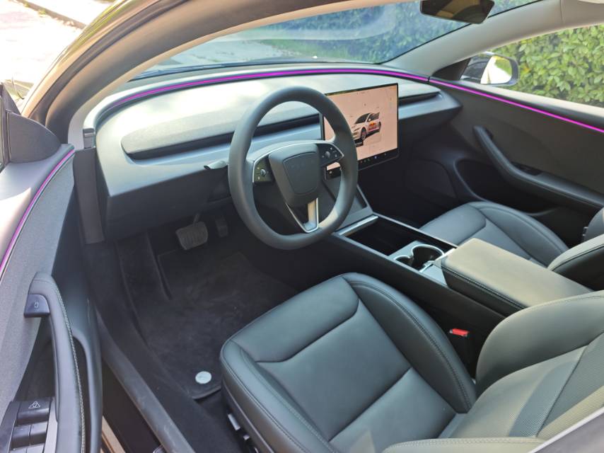 Tesla Model 3 2025 car image #4