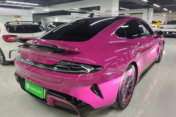 MI SU7 2025 car image #7