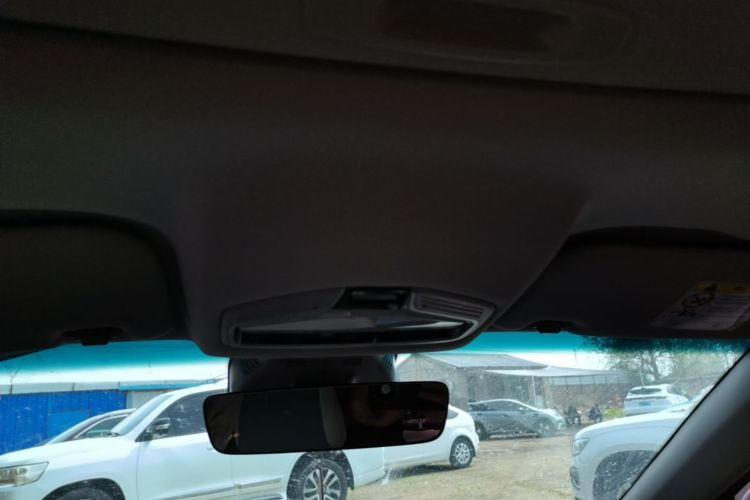 GEELY Emgrand L HiP 2022 صورة سيارة #18