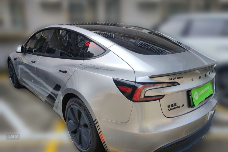 Tesla Model 3 2024 car image #5