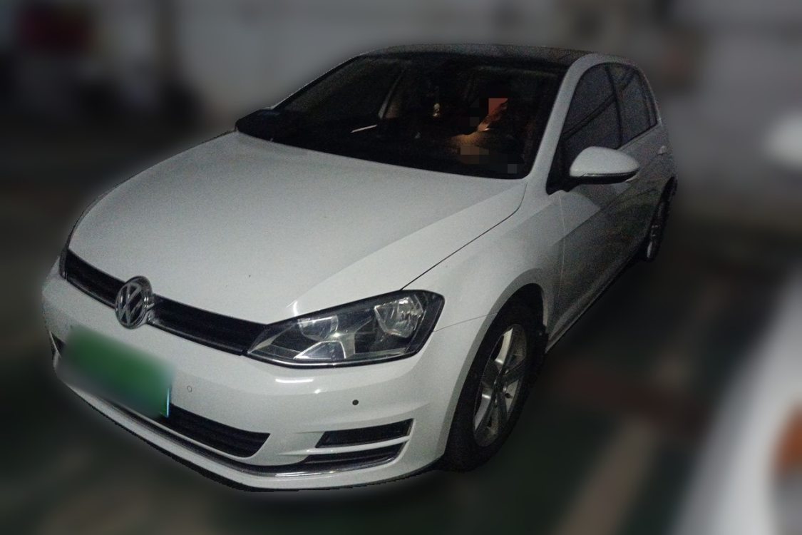 Volkswagen Golf 2016 car image 