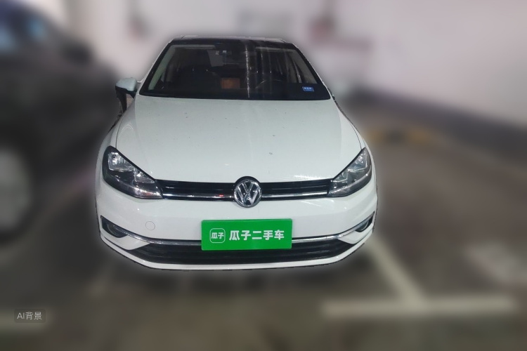 Volkswagen Golf 2019 car image #3