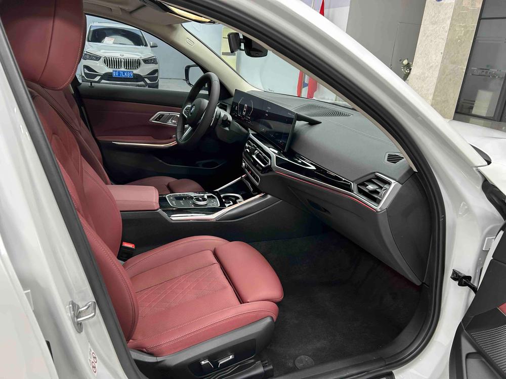 BMW 3 Series 2023 #23 BMW 3 Series 2023 car image #23