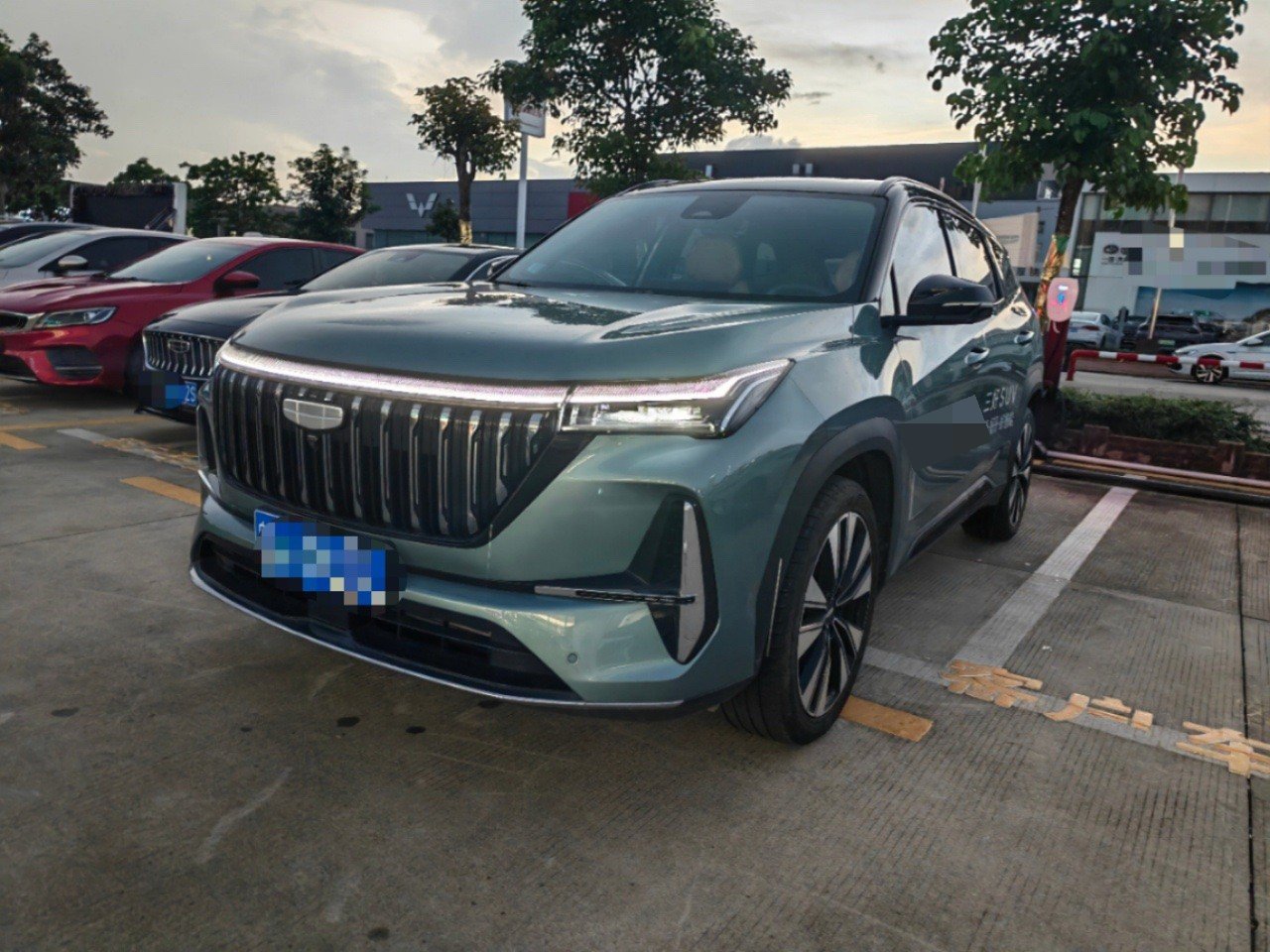 GEELY Boyue L 2025 car image 