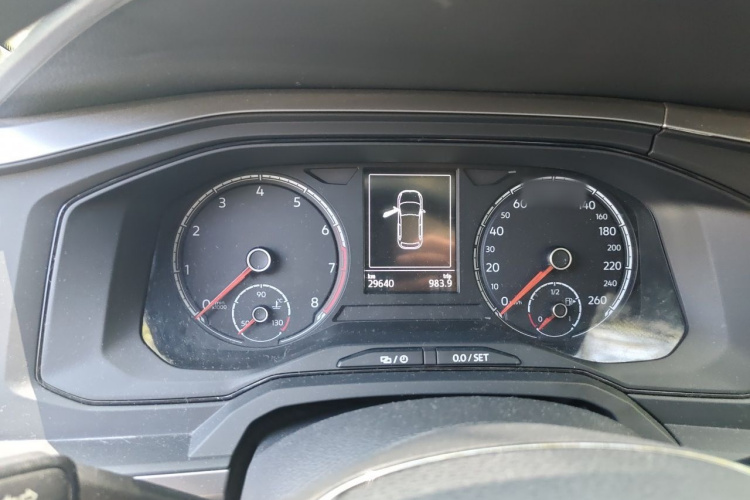 Volkswagen Polo 2019 car image #16
