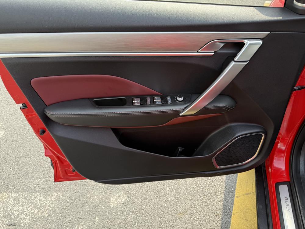 GEELY Coolray 2019 car image #7