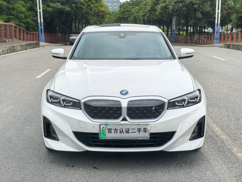BMW i3 2023 #2 BMW i3 2023 car image #2