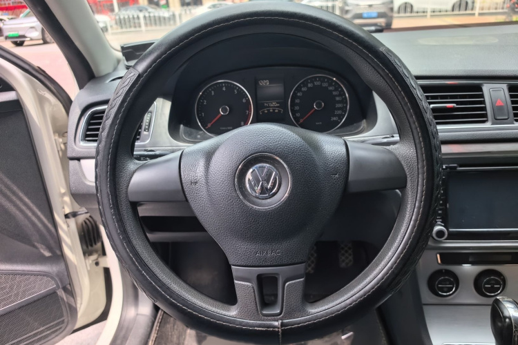 Volkswagen Lavida 2014 #12 Volkswagen Lavida 2014 car image #12