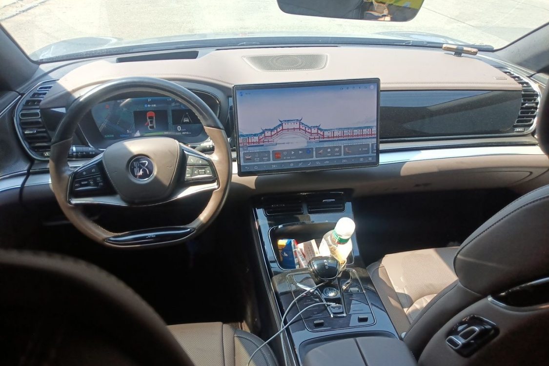 BYD Han 2024 car image #23