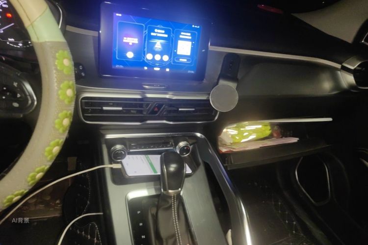 GEELY Coolray 2020 #15 GEELY Coolray 2020 car image #15