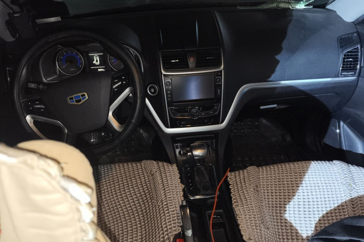 GEELY Emgrand 2015 #7 GEELY Emgrand 2015 car image #7
