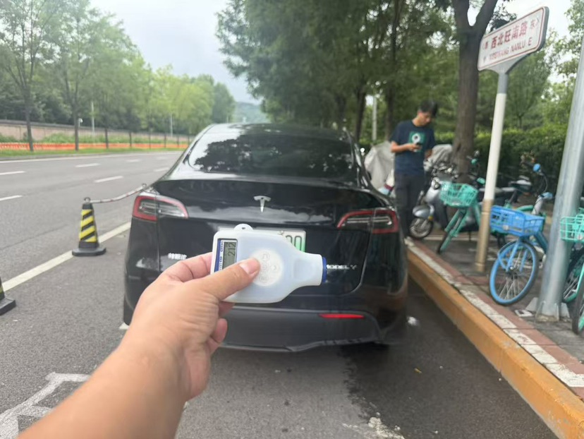 Tesla Model Y 2022 #5 Tesla Model Y 2022 car image #5
