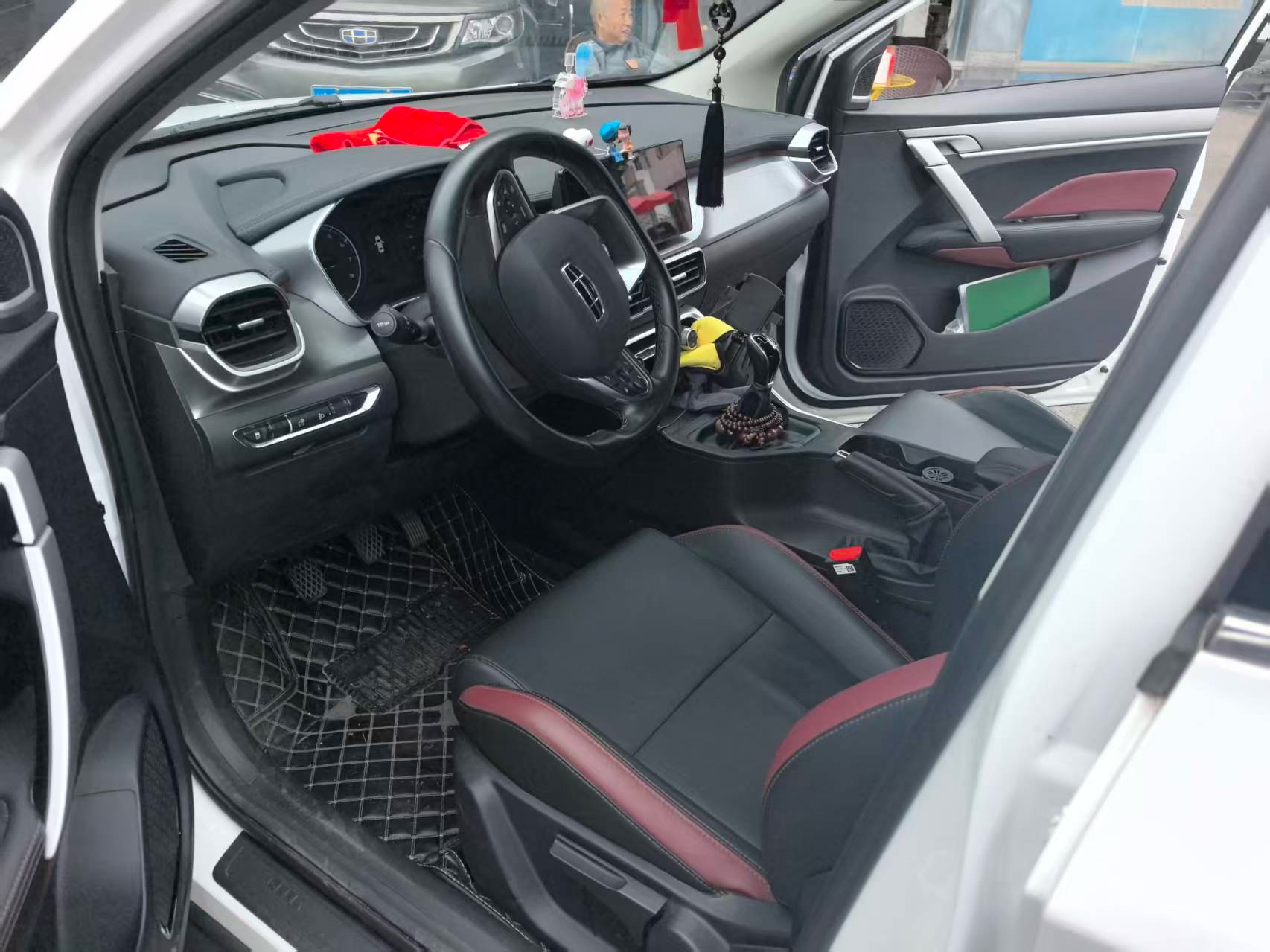 GEELY Coolray 2021 #5 GEELY Coolray 2021 car image #5