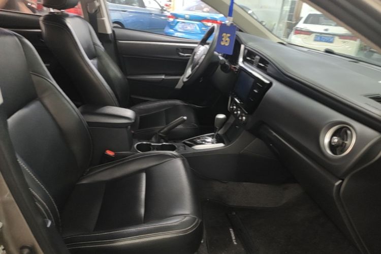 Toyota Corolla 2019 #24 Toyota Corolla 2019 car image #24