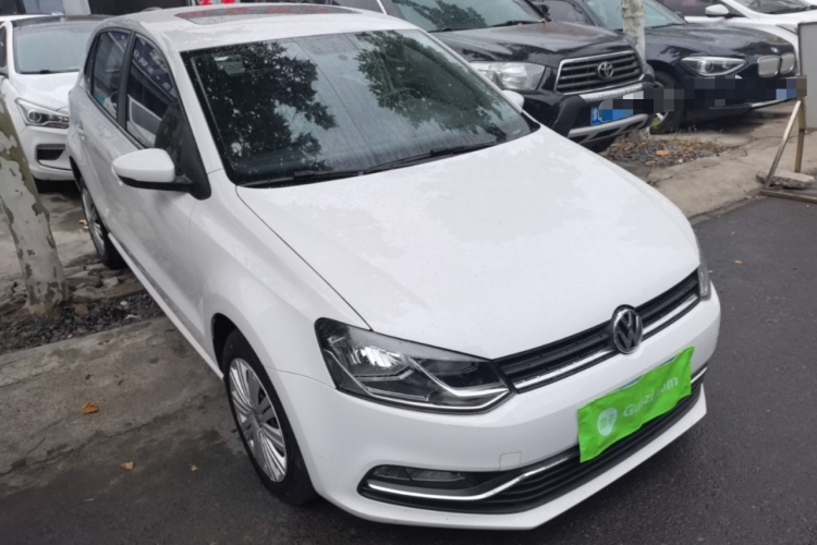 Volkswagen Polo 2017 car image #4