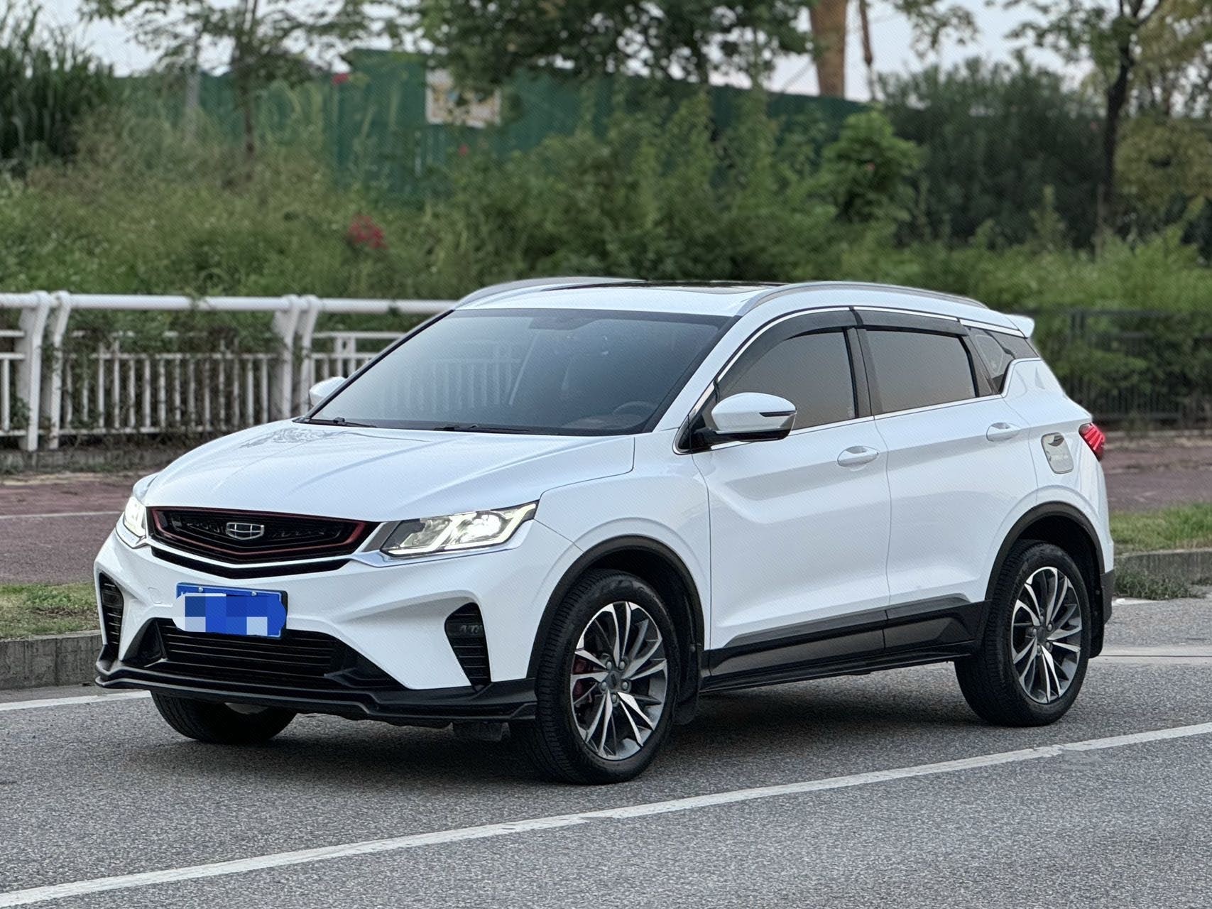GEELY Coolray 2020 car image 