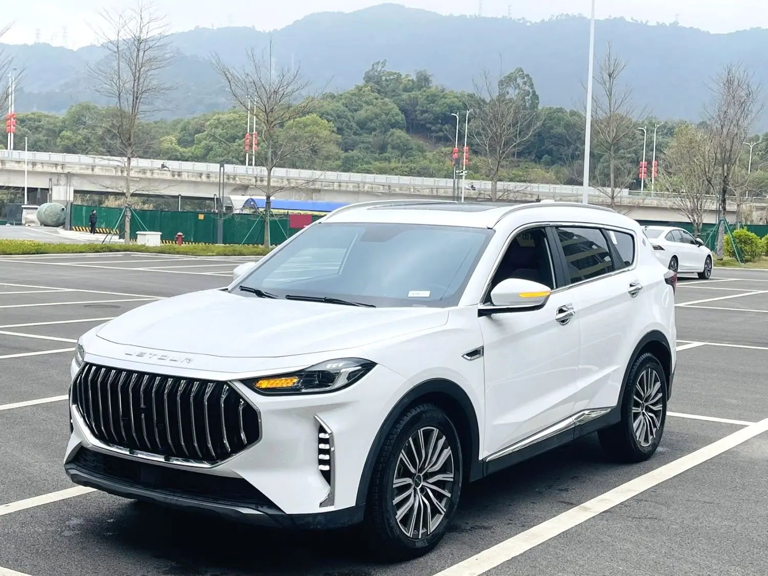Jetour X70 PLUS 2023 car image 