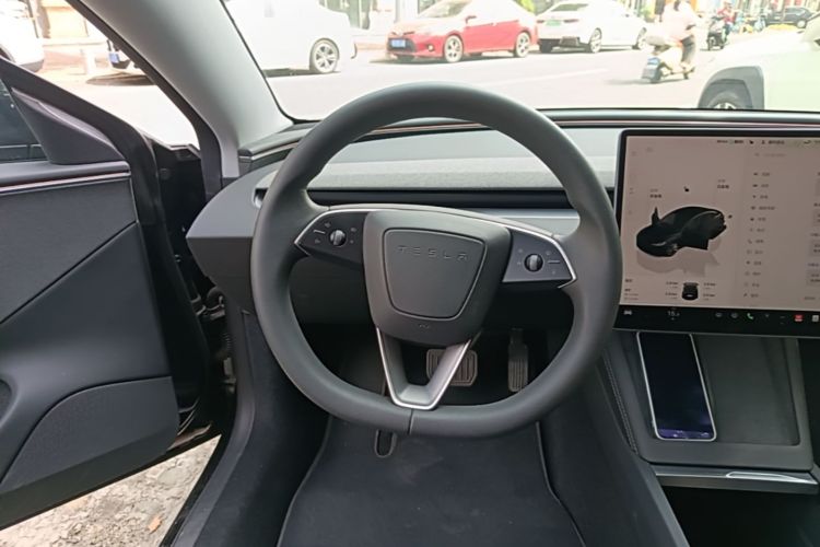 Tesla Model 3 2025 #11 Tesla Model 3 2025 car image #11
