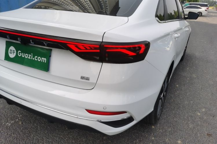 GEELY Emgrand 2024 car image #8