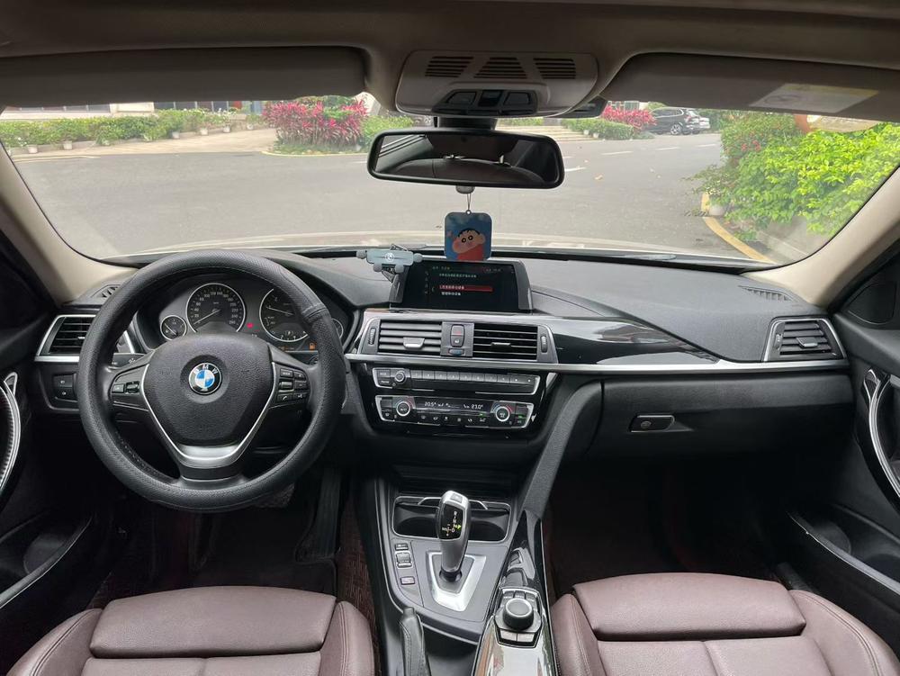 BMW 3 Series 2018 #7 BMW 3 Series 2018 car image #7