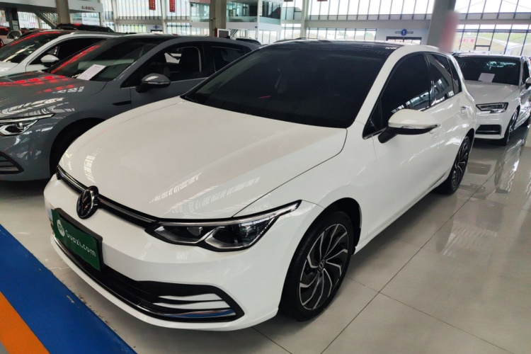 Volkswagen Golf 2020 imagen de coche #2