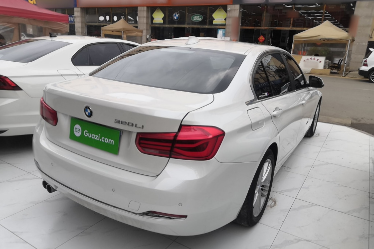 BMW 3 Series 2017 #7 BMW 3 Series 2017 car image #7