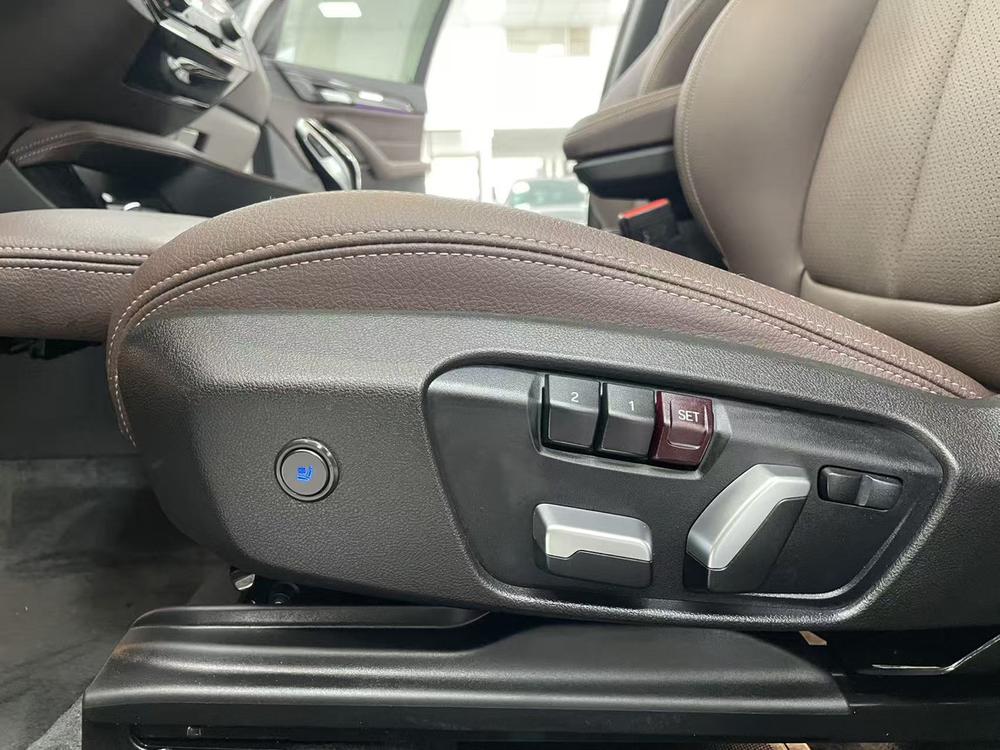 BMW X1 2022 car image #16