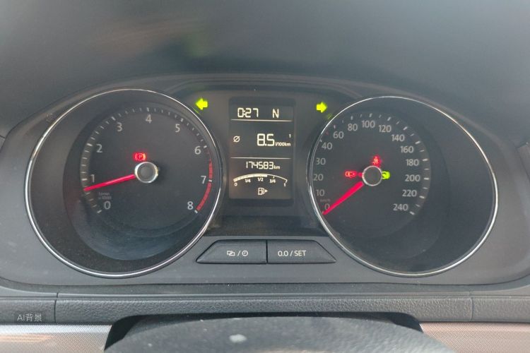 Volkswagen Lavida 2018 car image #13