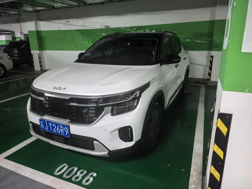 Kia Seltos 2023 Kia Seltos 2023 car image
