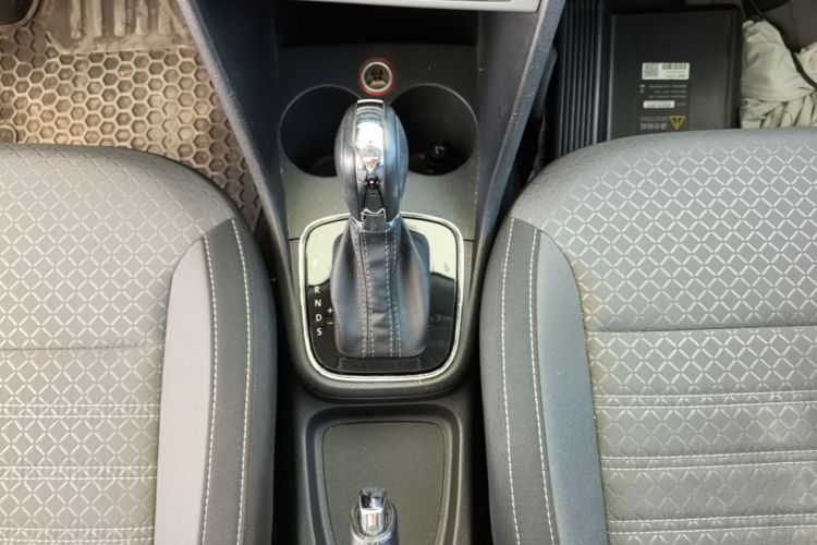 Volkswagen Polo 2017 #18 Volkswagen Polo 2017 car image #18