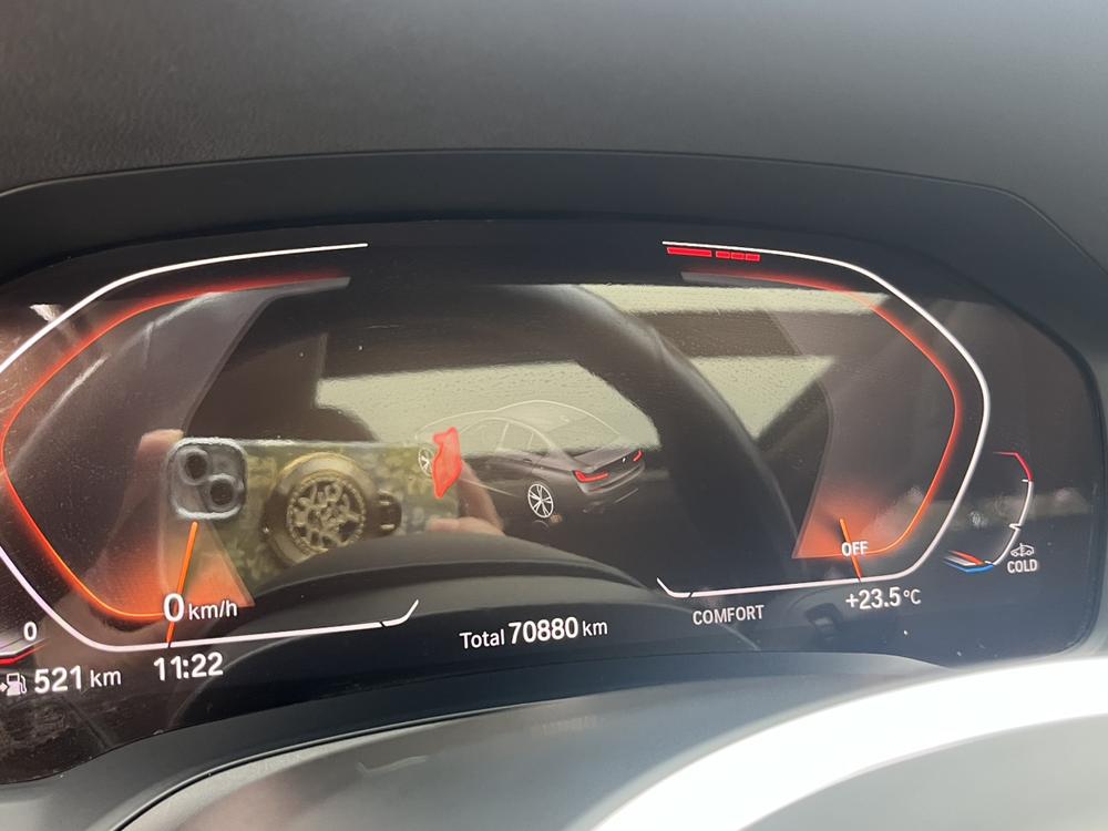 BMW 3 Series 2019 car image #21