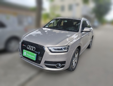 Audi Q3 2014 Audi Q3 2014 immagine di auto