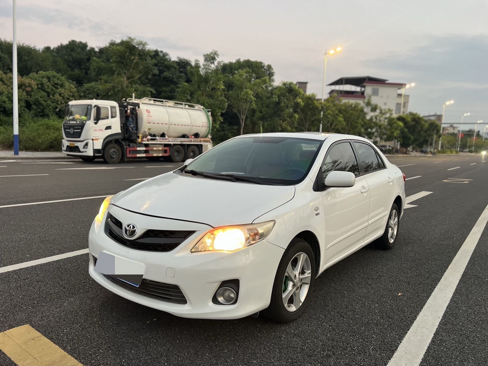 Toyota Corolla 2013 Toyota Corolla 2013 immagine di auto